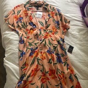 *BRAND NEW* F21 Contemporary Floral Dress